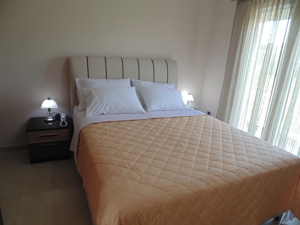 Palaiologou Panorama Apartments Mantamados ห้อง รูปภาพ